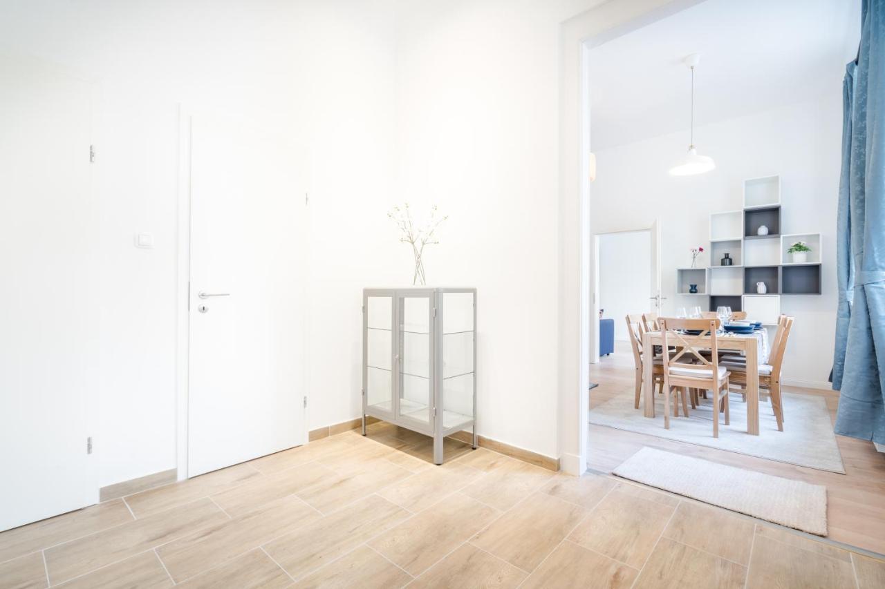 Bpr Blooming Design Home With A/C Budapest Exteriör bild
